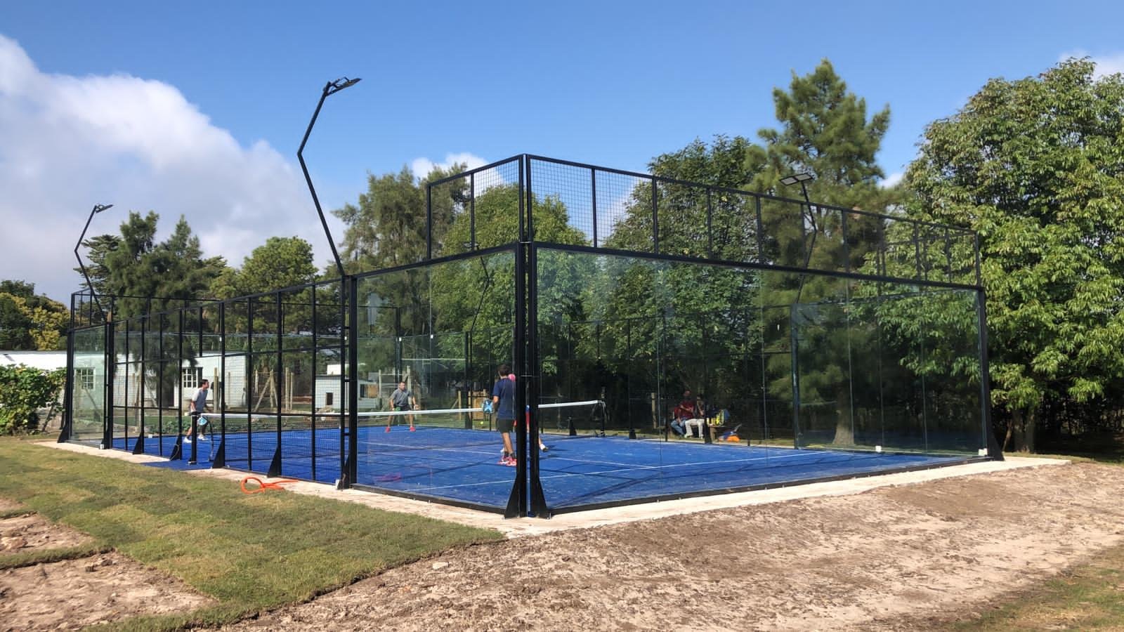 Cancha de padel de cristal PadelCBA Cristal
