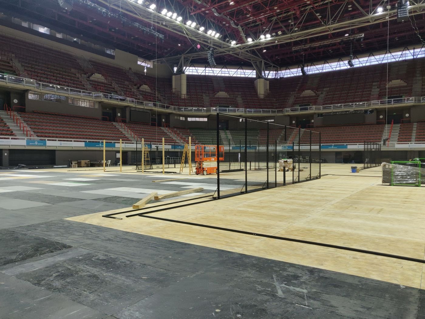 Premier Padel Mendoza 2022 cancha profesional PadelCBA Cristal